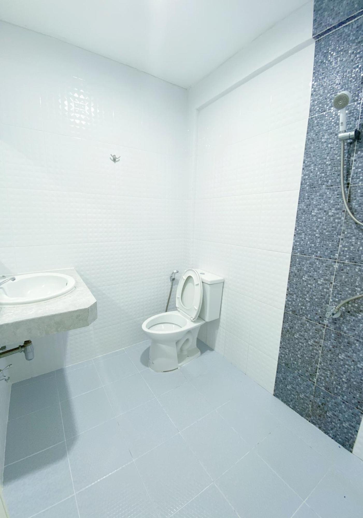 Tanatnan Hotel رانونغ المظهر الخارجي الصورة